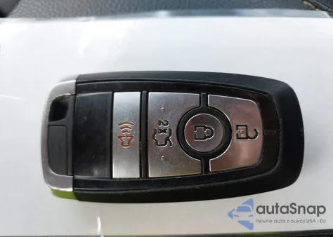 2018 Ford Fusion Hybrid Se z USA, uszkodzony, nr VIN 3FA6P0LUXJR274754